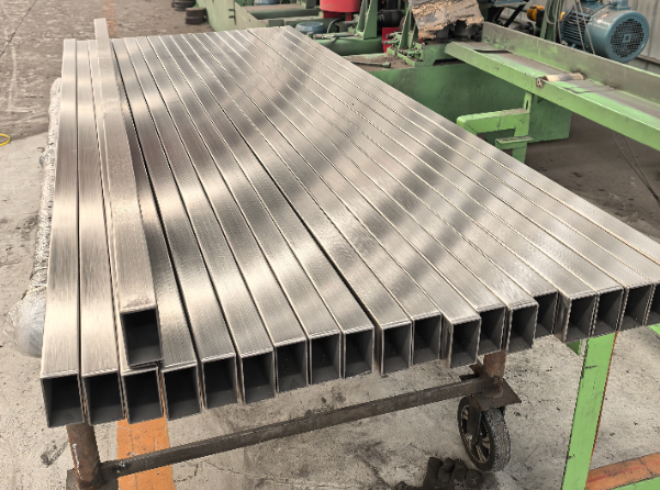 莱芜建筑工程行业用不锈钢无缝钢管